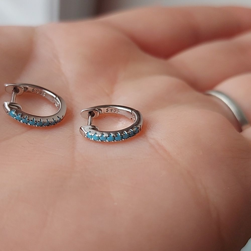 Platinum Plated 925 Sterling Silver Blue CZ Huggies Hoop Earrings - Picture 7 of 7